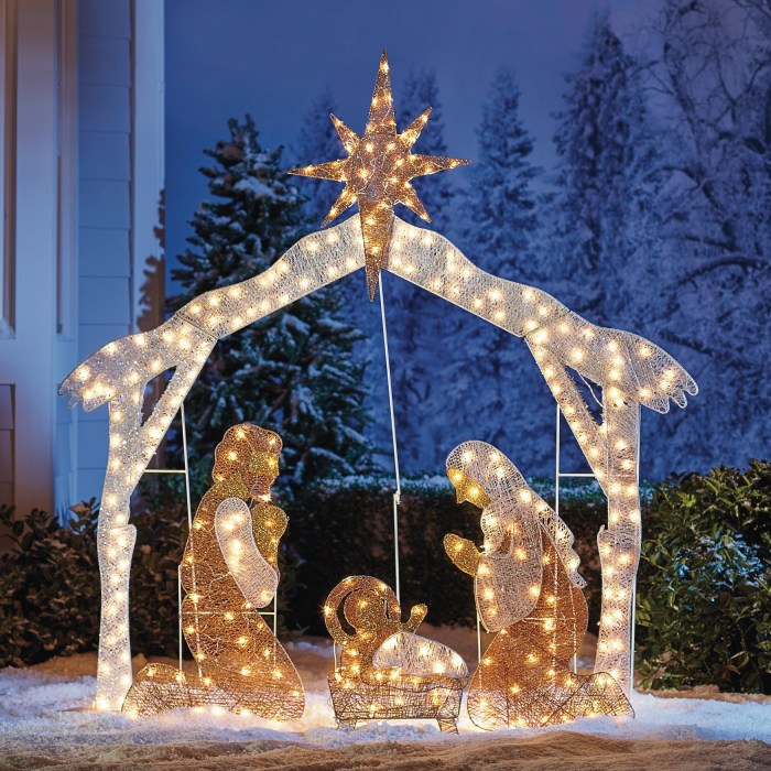 Manger scene outdoor decor