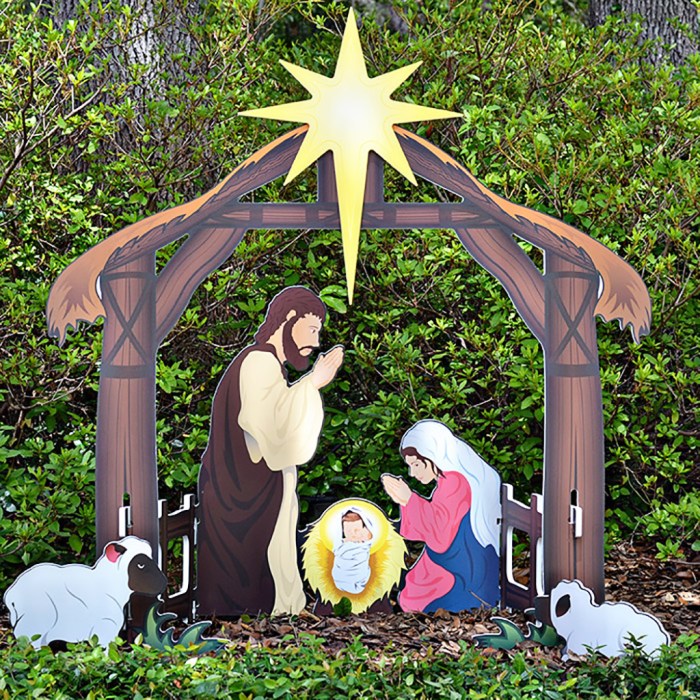 Manger scene outdoor decor