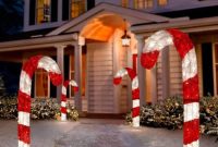 Outdoor yard christmas decor