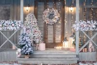 Outdoor patio christmas decor