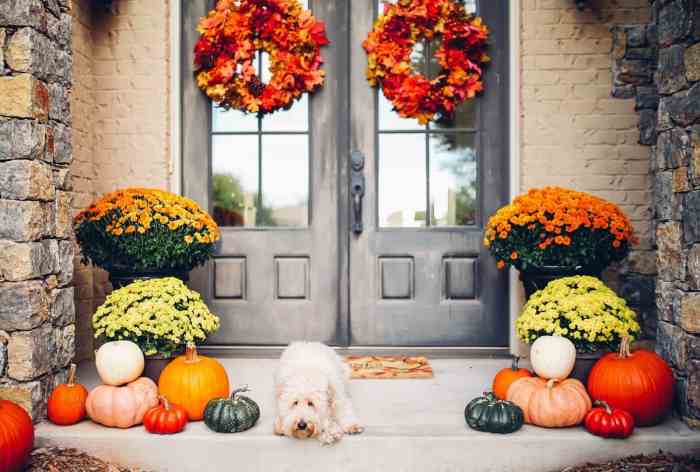 Front porch outdoor fall decor ideas